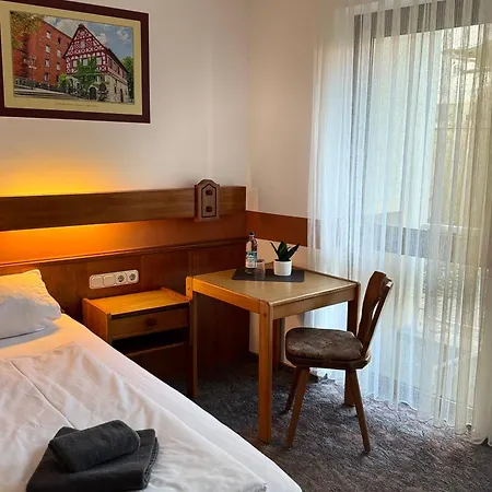 Hotel Schneider Pautzfeld 3*